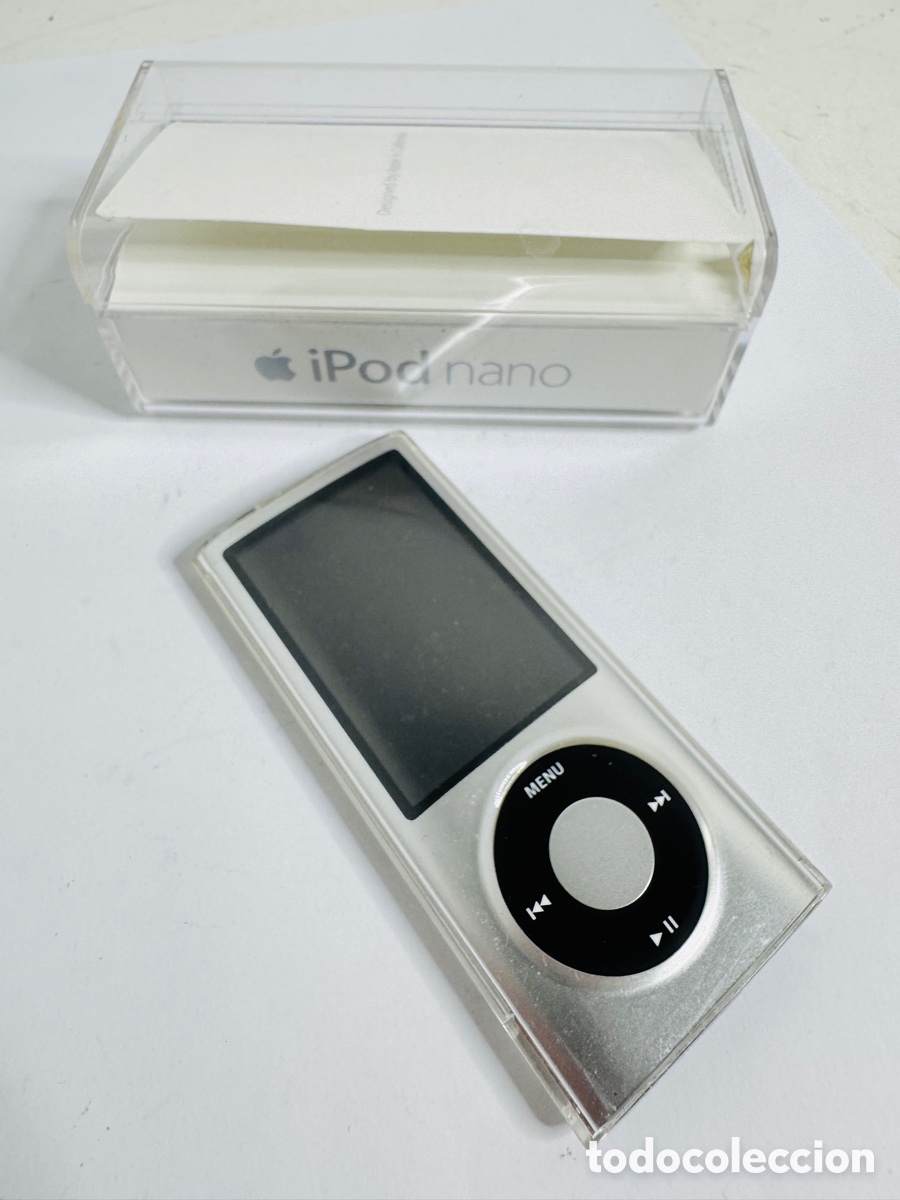 Segunda Mano: Apple iPod A1320 8 GB plateado Funciona