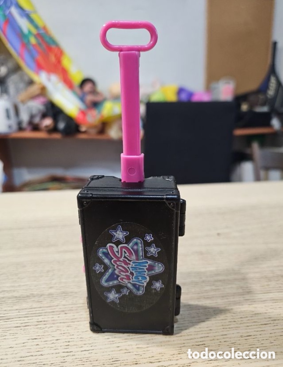 Zweite Hand: Maleta de Nancy, un d&iacute;a en Hollywood