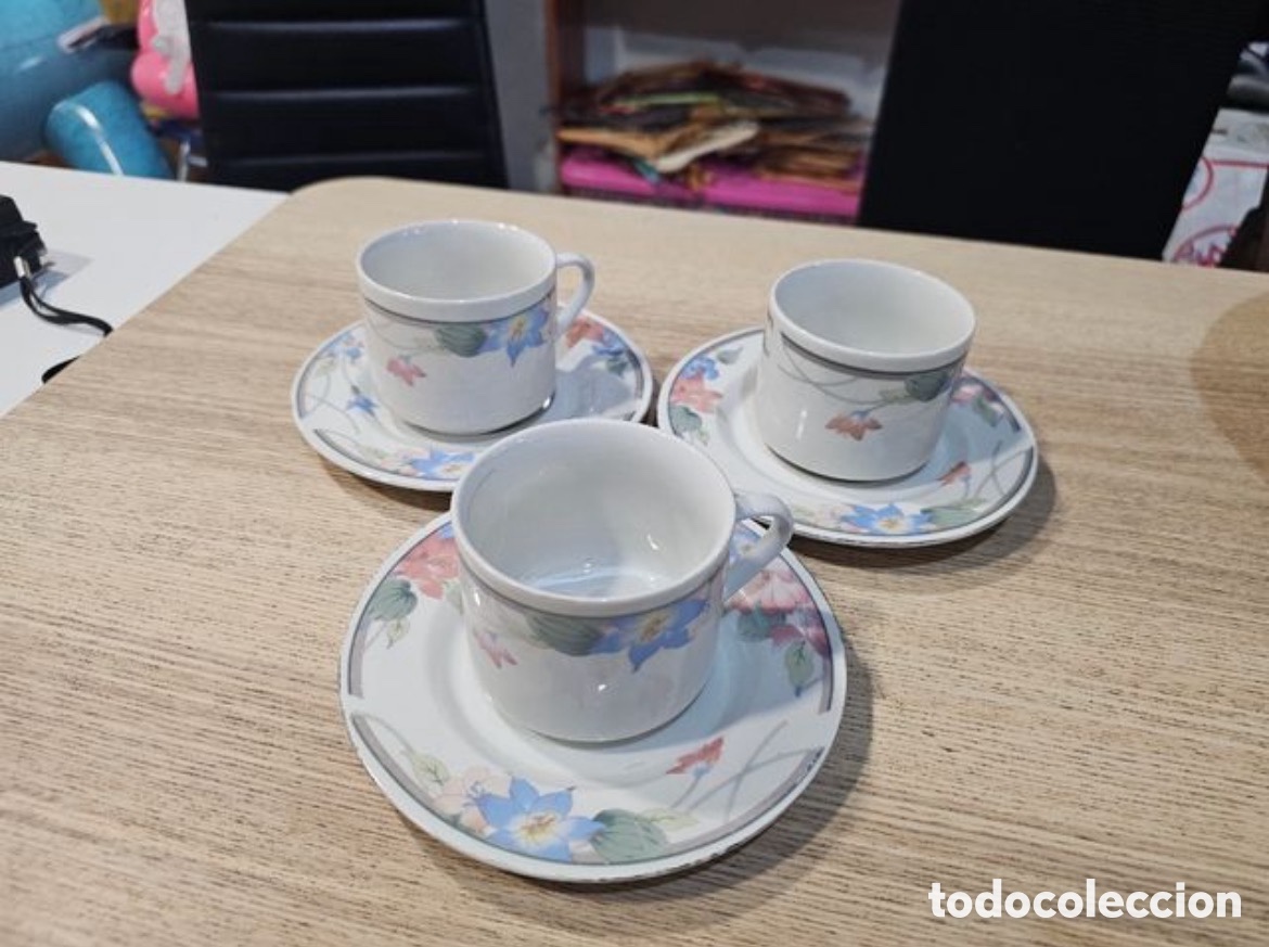 Segunda mano: Juego de tres tazas usado - Foto 1