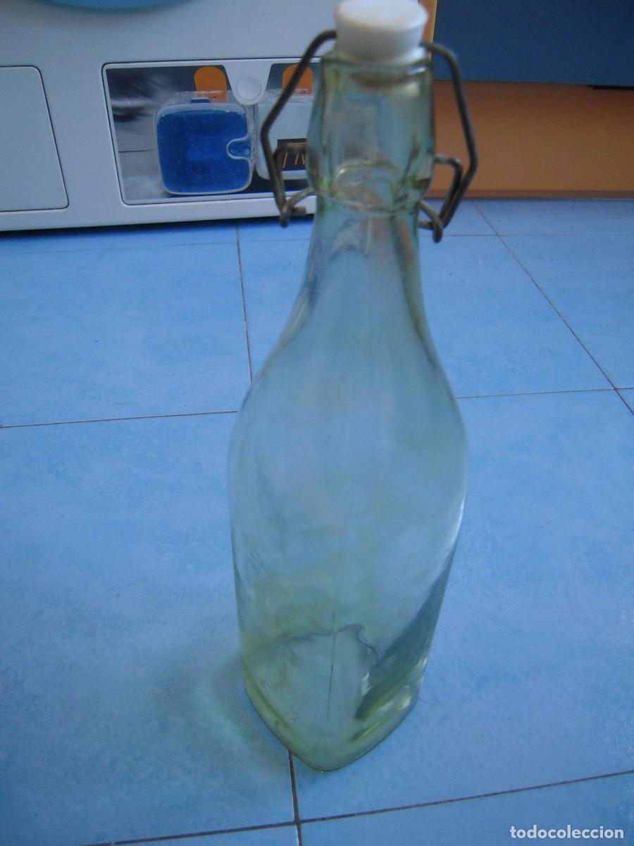 Segunda mano: Botella de vidrio rellenable - Foto 2