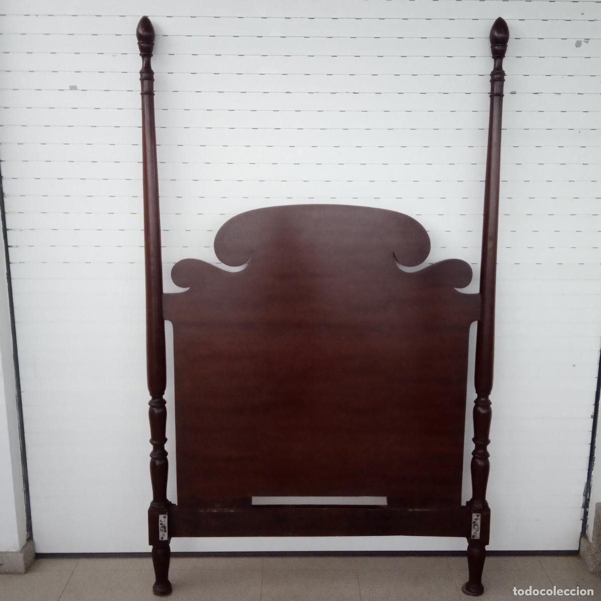 Segunda Mano: Cabecero Vintage de estilo colonial para cama individual de 1,05 &ndash; No env&iacute;o-S&oacute;lo recogida presencial