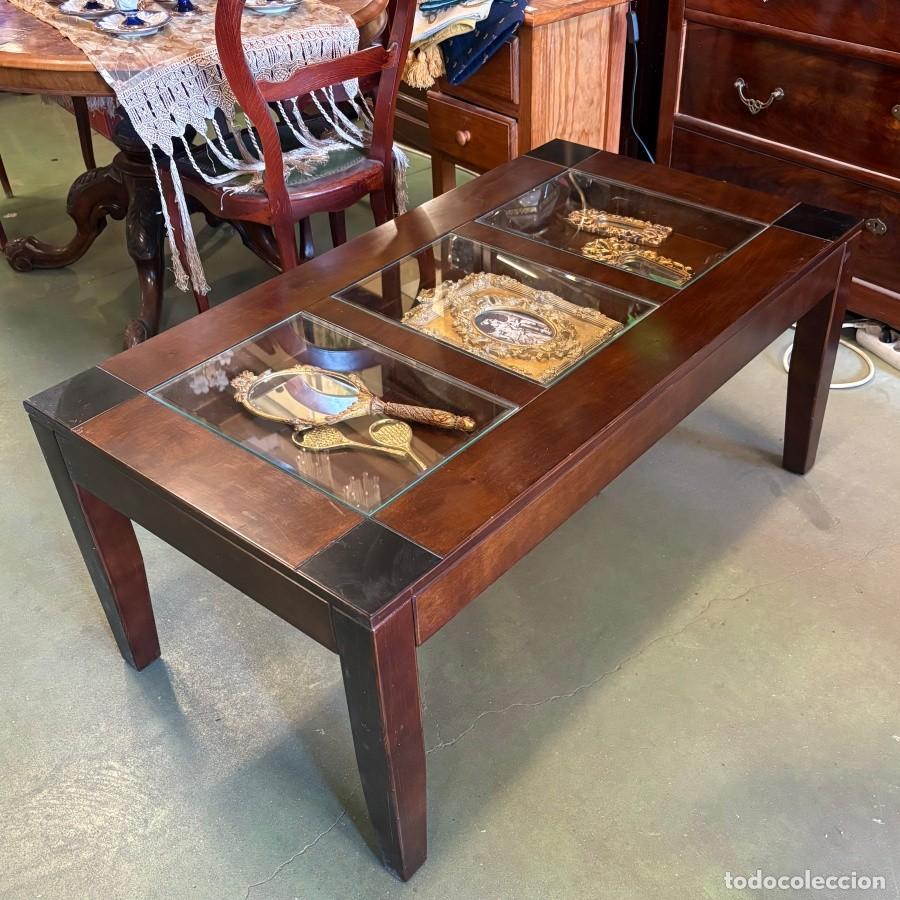 Segunda Mano: Mesa Auxiliar Expositora