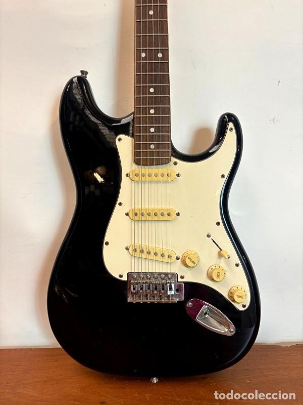 Segunda mano: Guitara El&eacute;ctrica Marca C. Giant - Foto 3