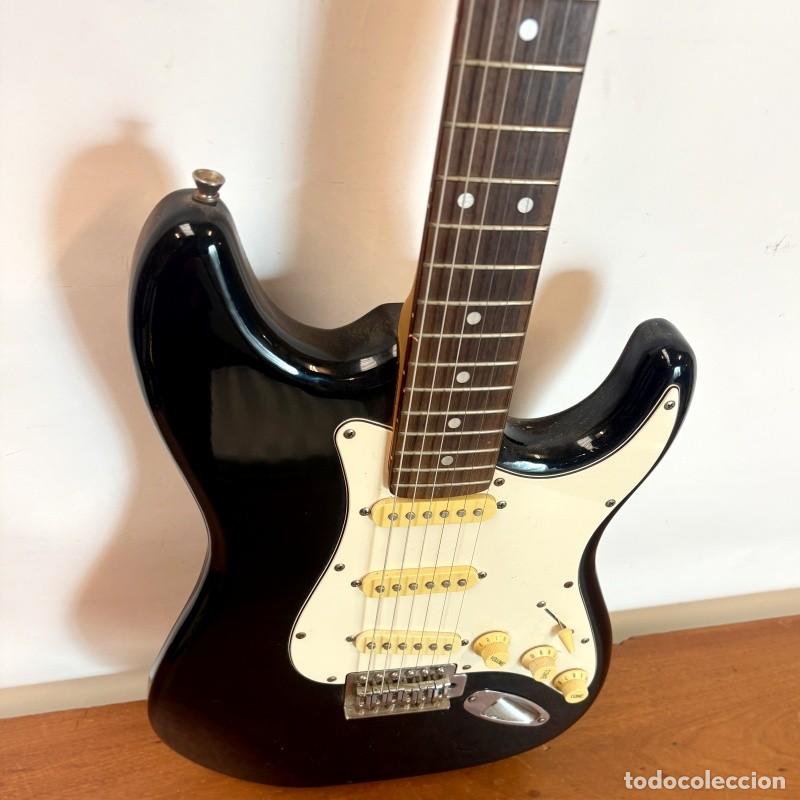 Segunda mano: Guitara El&eacute;ctrica Marca C. Giant - Foto 5
