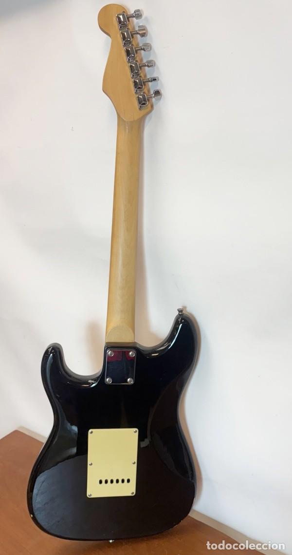 Segunda mano: Guitara El&eacute;ctrica Marca C. Giant - Foto 8