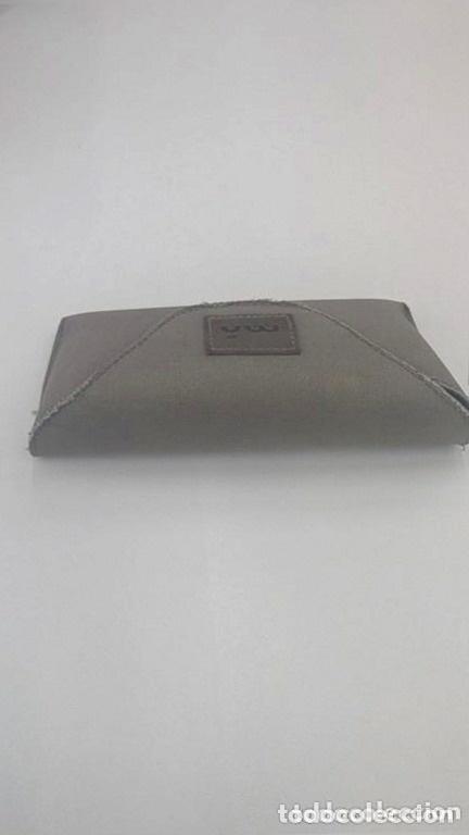 Segunda mano: Funda de Gafas Color Gris - Excelente Calidad - Foto 4