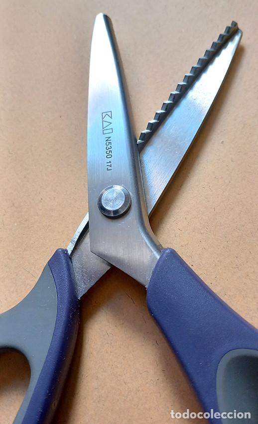 Segunda Mano: Tijeras dentadas para tela marca KAI &middot; Perfectas para hacer cortes en zig-zag
