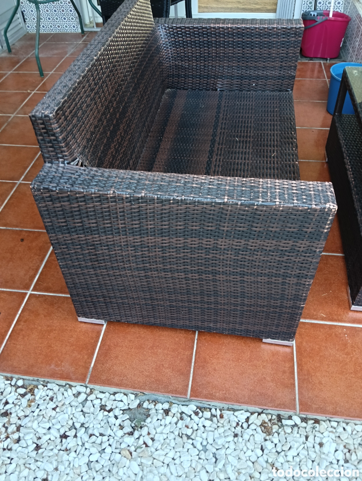 Segunda mano: Sofa y mesa para jard&iacute;n ratan - Foto 3