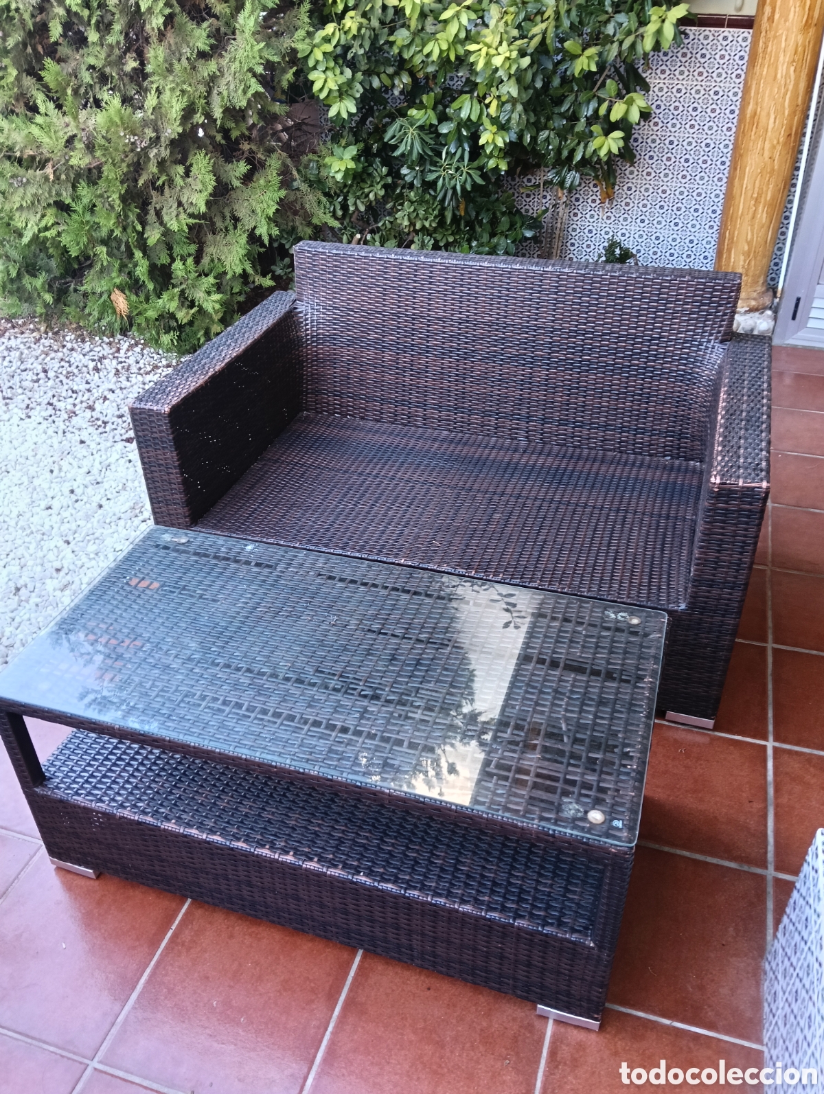 Segunda mano: Sofa y mesa para jard&iacute;n ratan - Foto 1