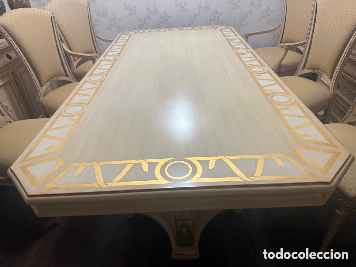 Segunda Mano: Mesa de dise&ntilde;o en madera de Haya con adornos en pan de oro