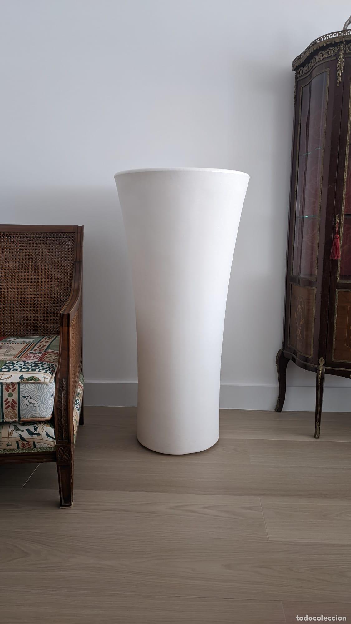 Segunda Mano: VASAP VASO-MACETA DE DECORACI&Oacute;N LUMINOSO
