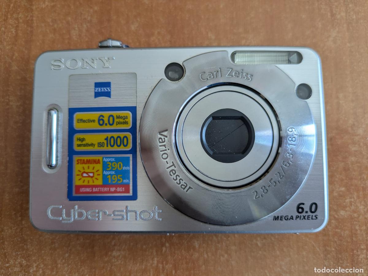 Segunda Mano: Camara digital Sony Cyber-Shot 6.0. Incluye cargador de bater&iacute;a. Como Nueva.