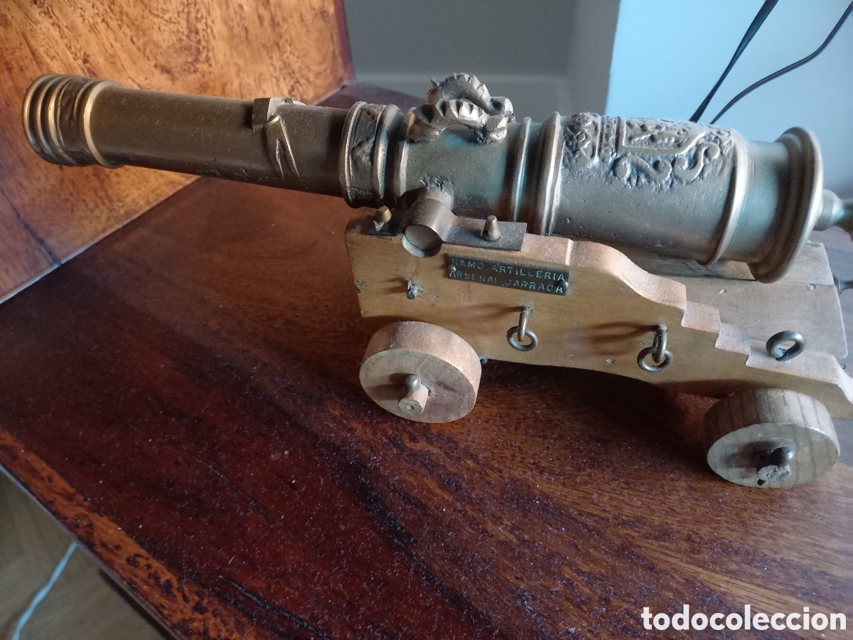Segunda Mano: Magn&iacute;fico ca&ntilde;on. Modelo construido por el ramo de artiller&iacute;a del Arsenal de La Carraca