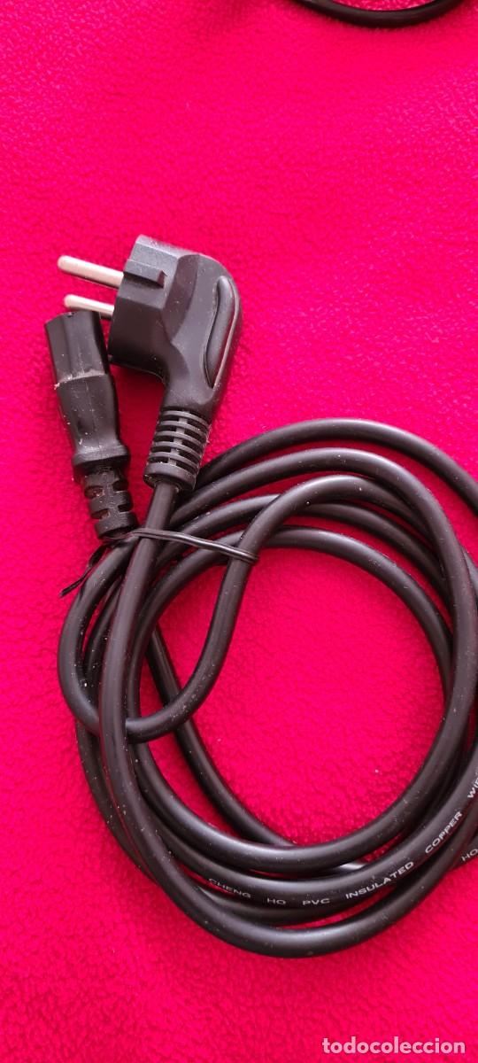 Segunda Mano: Cable de alimentaci&oacute;n de color negro conector para fuente pc sobremesa MEGADE