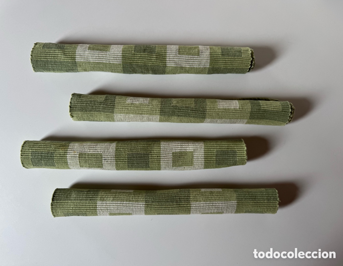 Segunda mano: JUEGO 4 MANTELES INDIVIDUALES - Foto 1