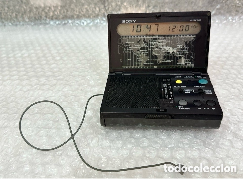 Segunda Mano: Sony ICF-C1000 Radio Despertador Con Alarma Pantalla LCD Jap&oacute;n Vintage