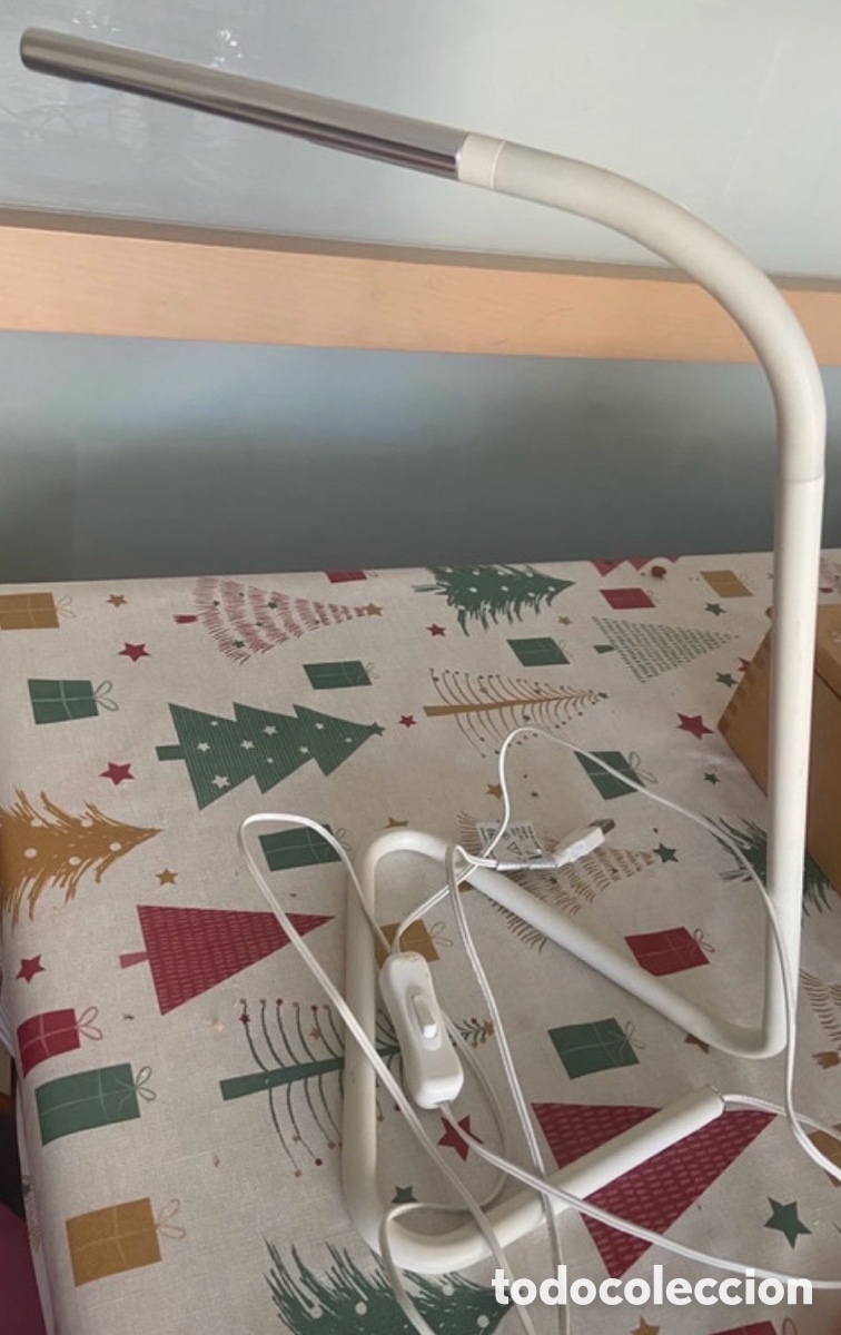 Segunda Mano: L&aacute;mpara flexo ikea blanca