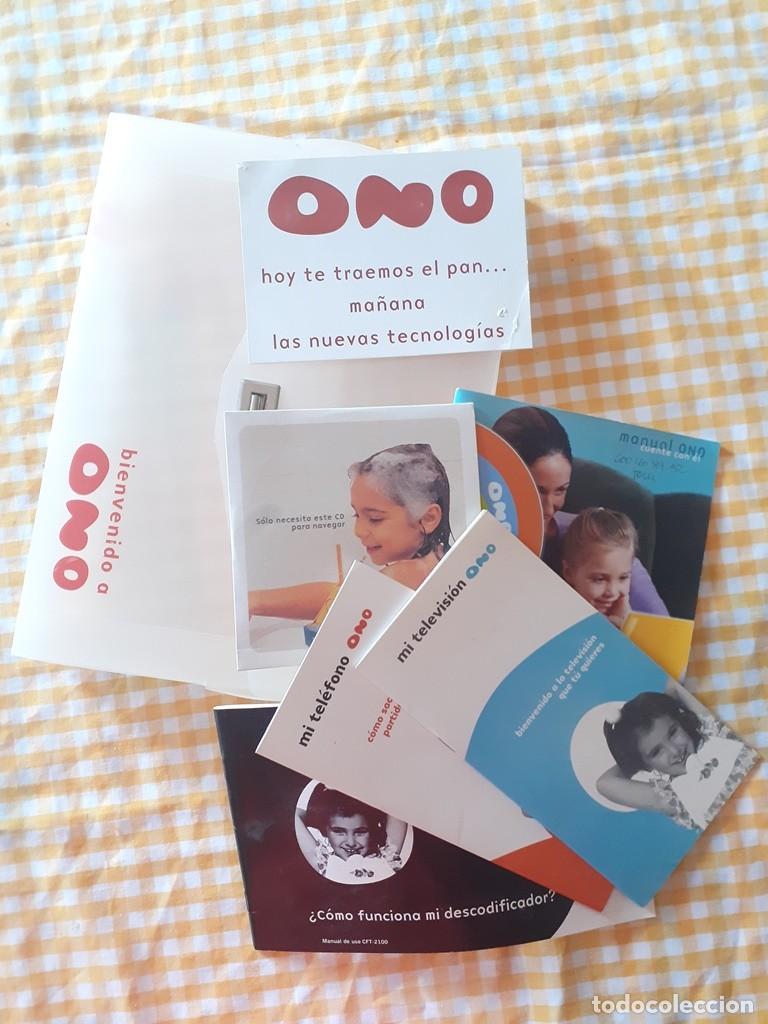 Segunda Mano: ONO CARPETA CON MANUALES, DISCO Y TARJETA PUBLICITARIA DEL PAN