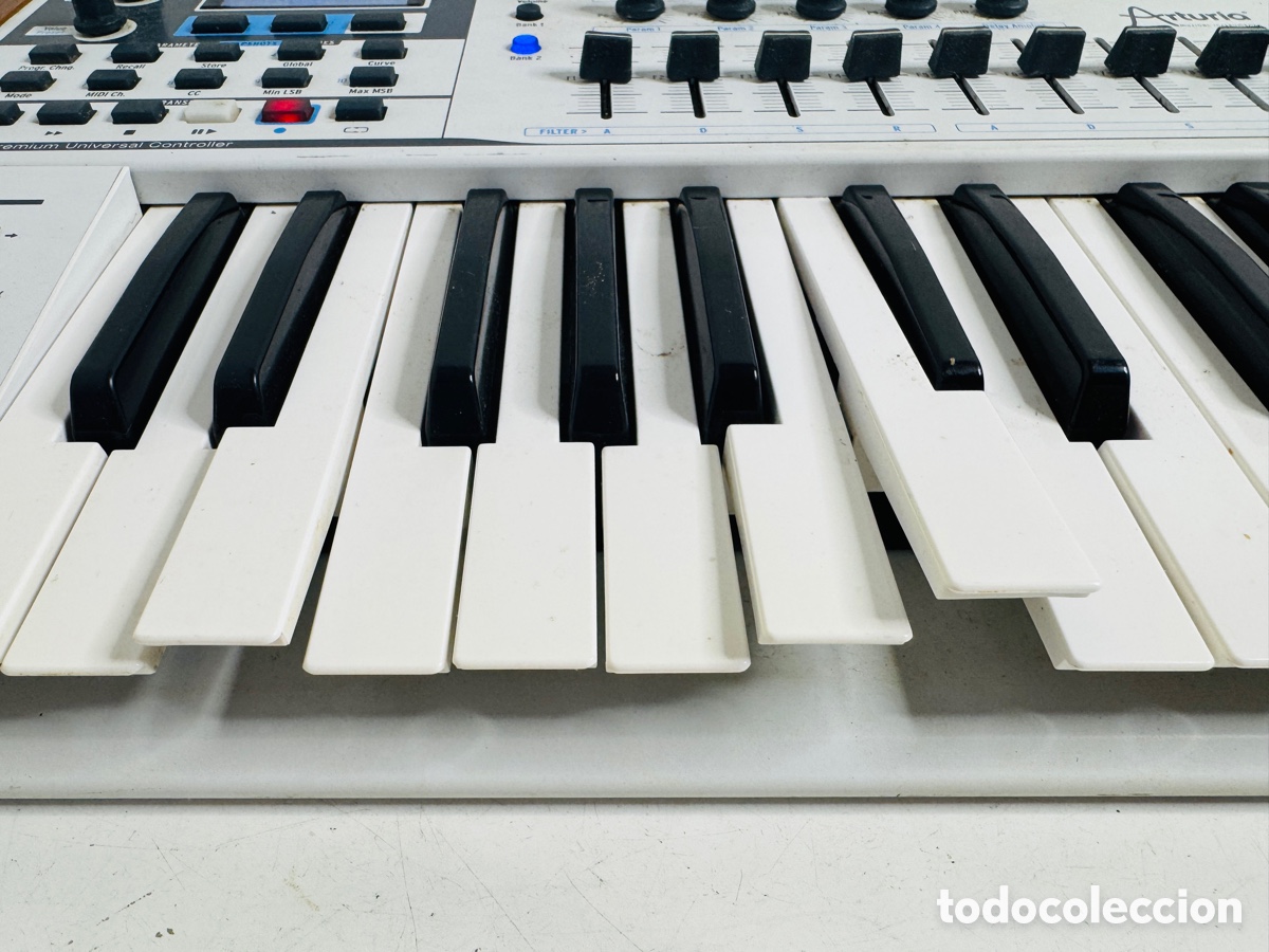 Segunda mano: Arturia KeyLab 25 Midi Keyboard Solo Piezas No Funciona - Foto 3