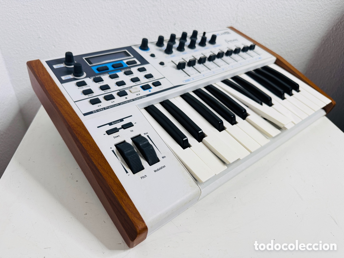 Segunda mano: Arturia KeyLab 25 Midi Keyboard Solo Piezas No Funciona - Foto 5