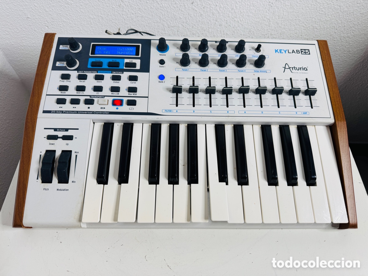 Segunda Mano: Arturia KeyLab 25 Midi Keyboard Solo Piezas No Funciona
