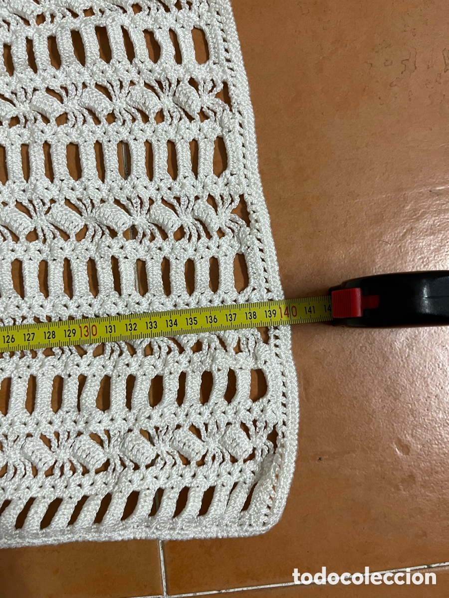 Segunda mano: Camino de mesa de ganchillo - Foto 3