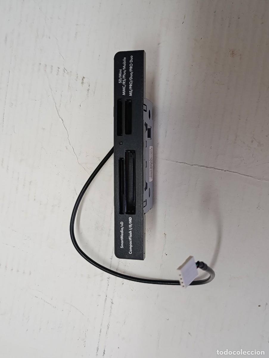 Segunda mano: lector de memorias para PC bahia frontal de 5,25 - Foto 1