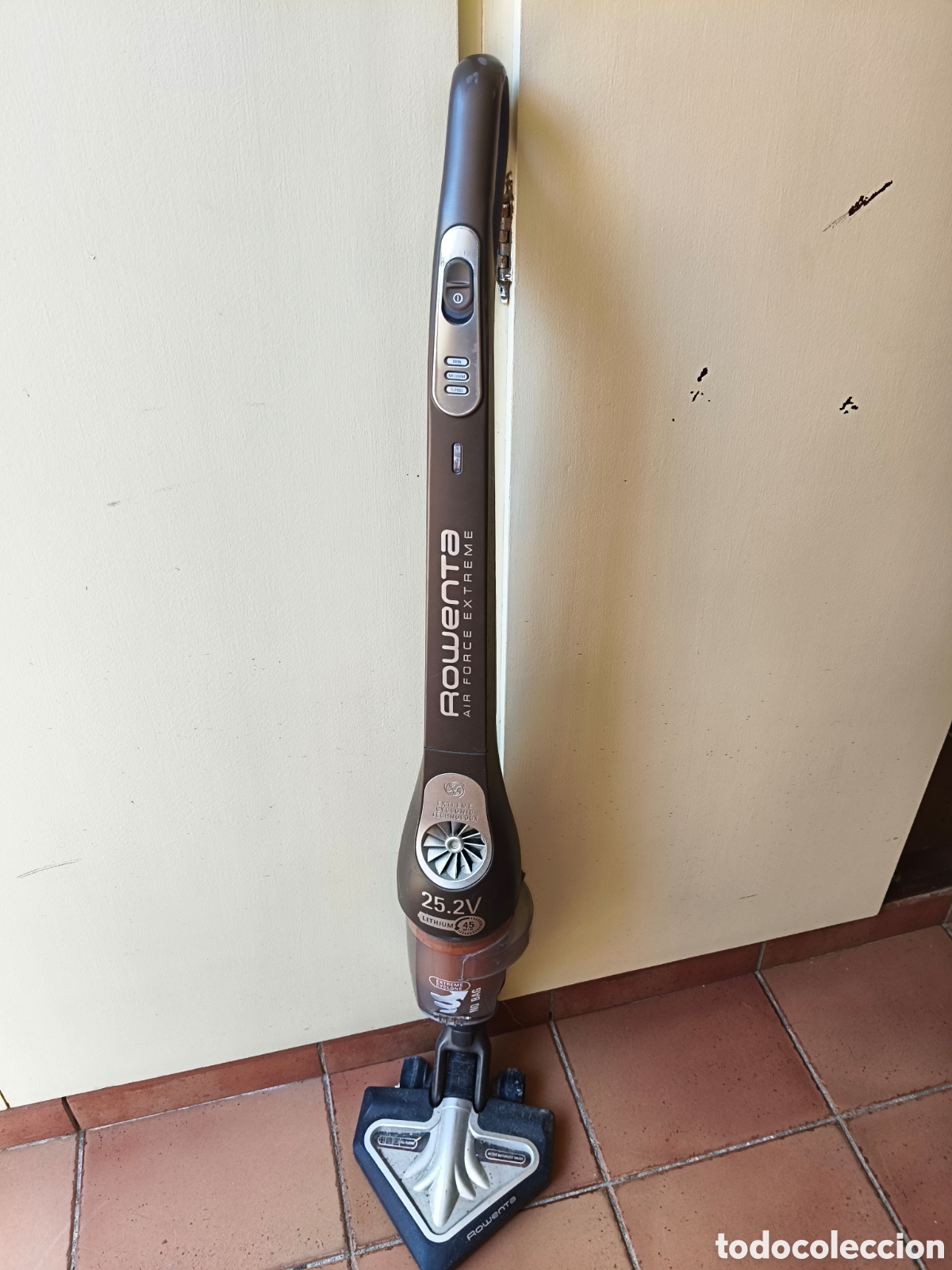 Segunda Mano: Aspiradora Escoba Rowenta Air Force Extreme 25.2V (Sin Cable)