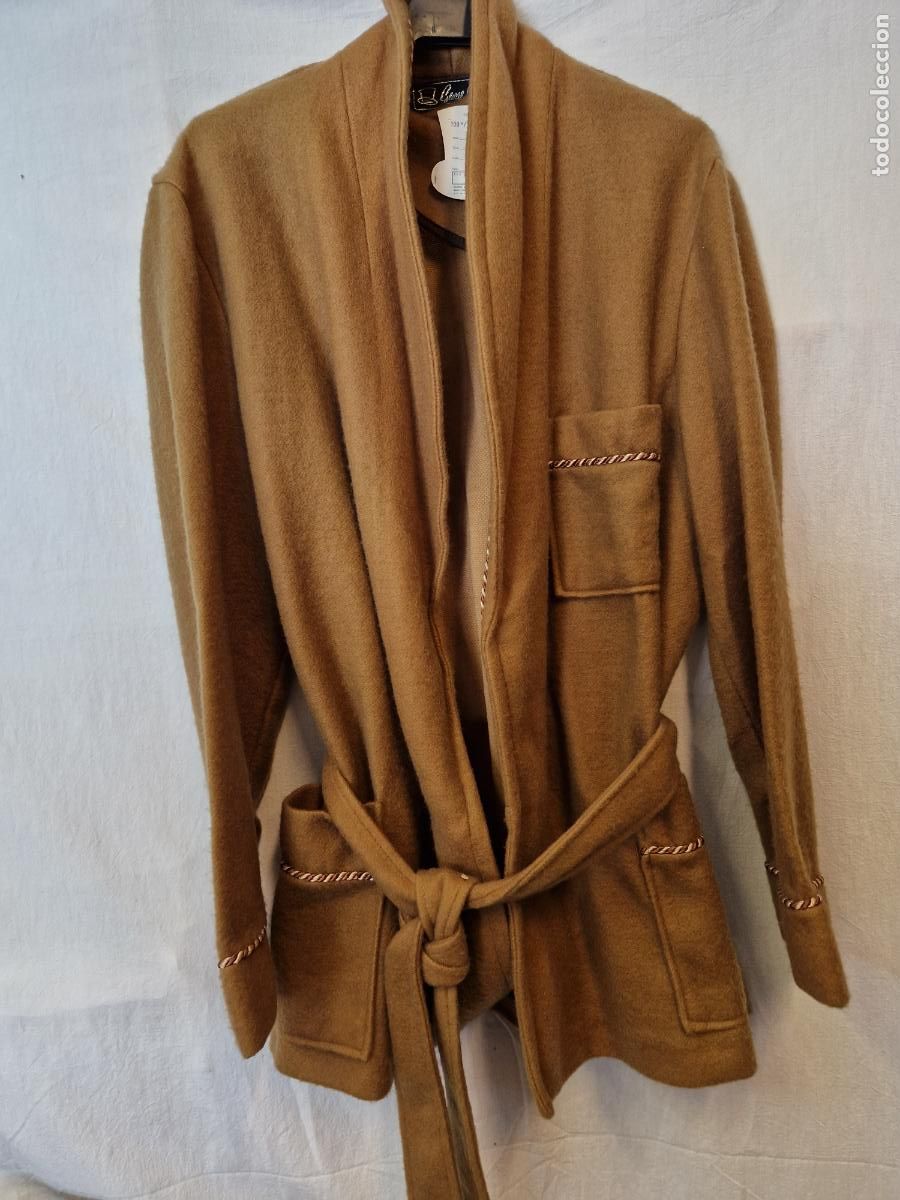 Segunda Mano: BONITA LEVANTADORA UNICEXS. COLOR MARRON. TALLA 54