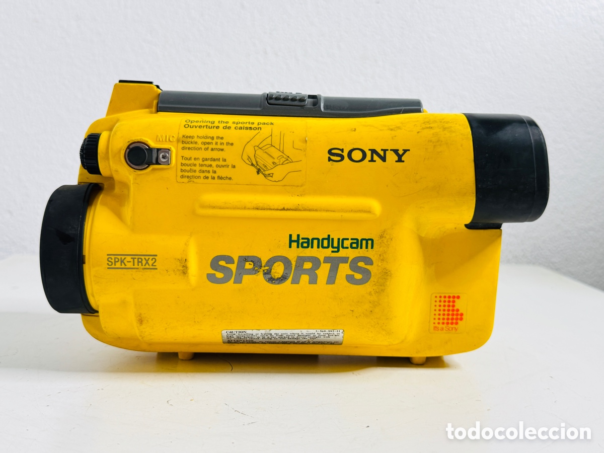 Segunda Mano: carcasa sumergible amarilla Sony Handycam Sports modelo SPK-TRX2