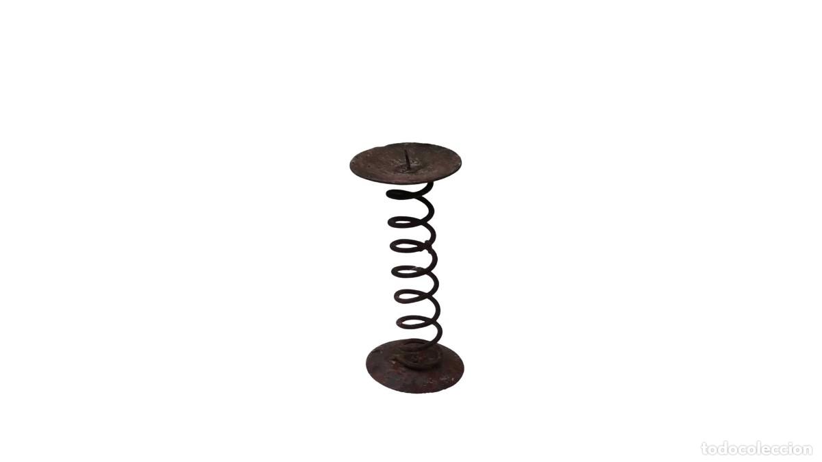 Zweite Hand: Candelabro de Hierro Forjado &ndash; Dise&ntilde;o en Espiral &ndash; Estilo R&uacute;stico &ndash; Inspiraci&oacute;n Siglo XVIII Franc&eacute;s