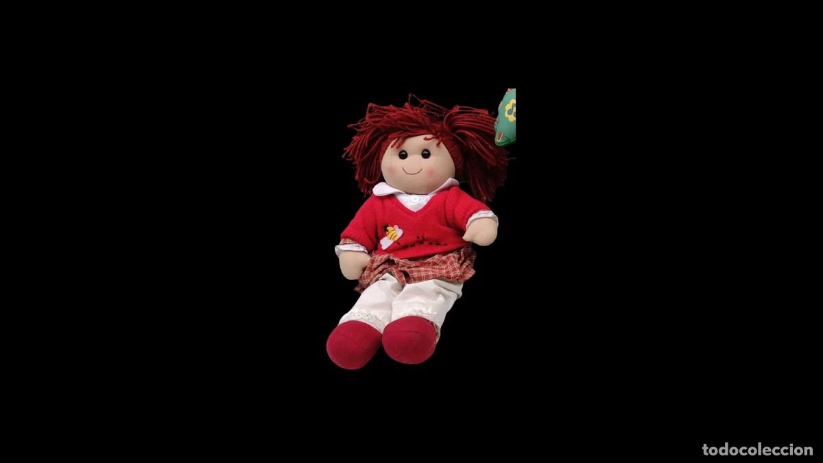 Zweite Hand: Mu&ntilde;eca de Trapo Heunec &ndash; Pelo Casta&ntilde;o y Vestido Rojo &ndash; Vintage &ndash; Muy Rara