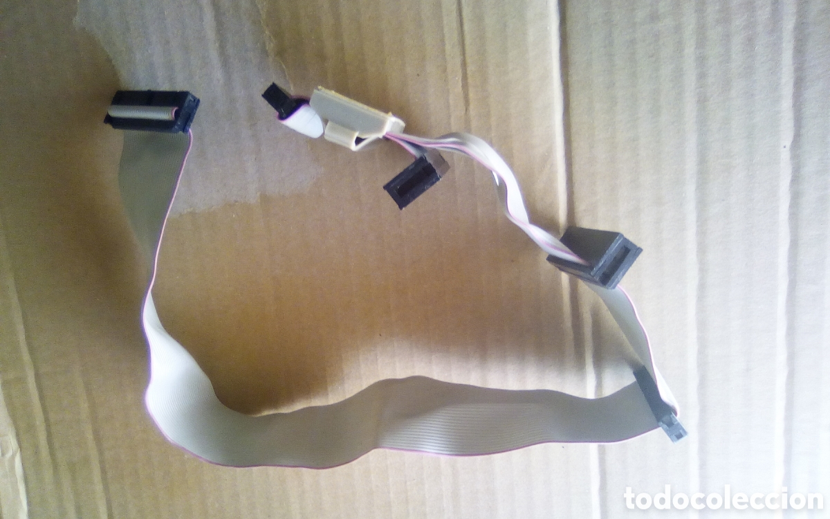 Segunda Mano: Cable de conexi&oacute;n IDE para varios tipos de disqueteras. Para viejo ordenador PC.