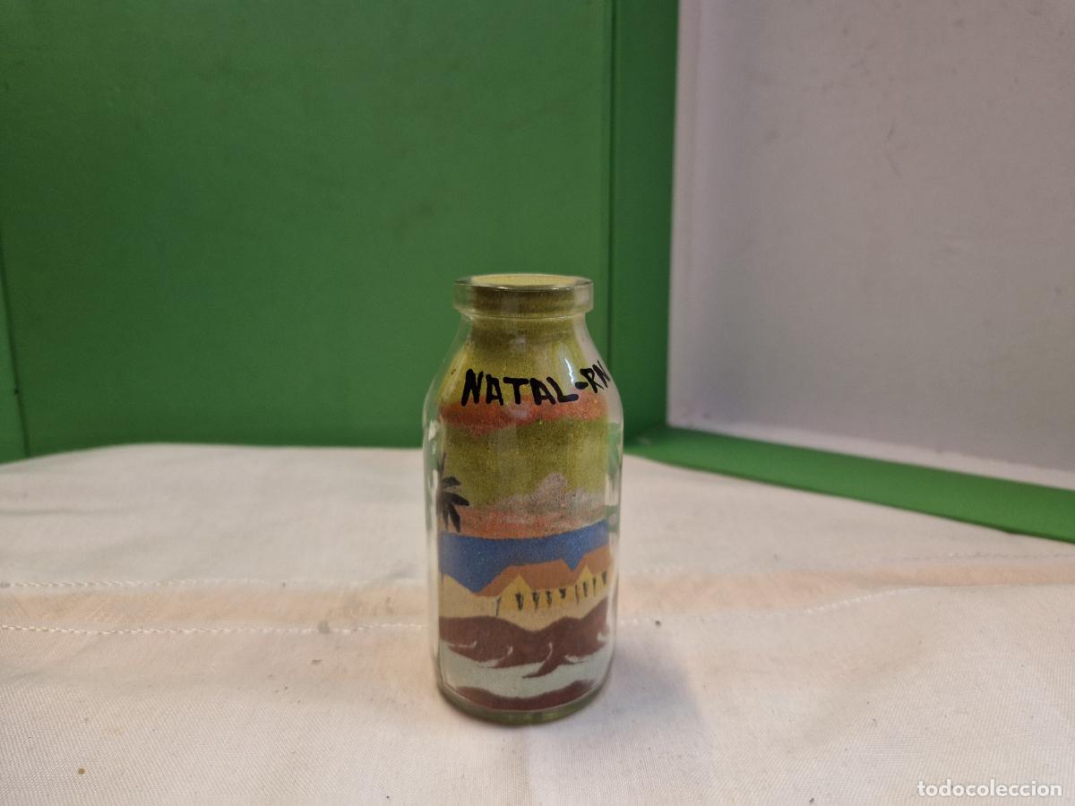 Segunda Mano: BONITA ARENA DE COLORES CON DISE&Ntilde;O DE PLAYA.