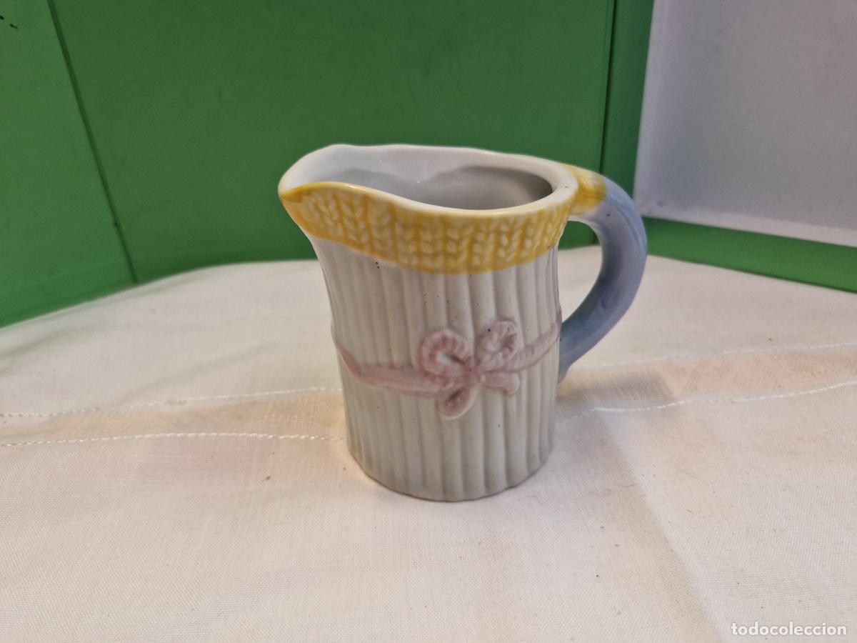 Segunda Mano: BONITA MINI JARRA DE PORCELANA. MEDIDA 10*8
