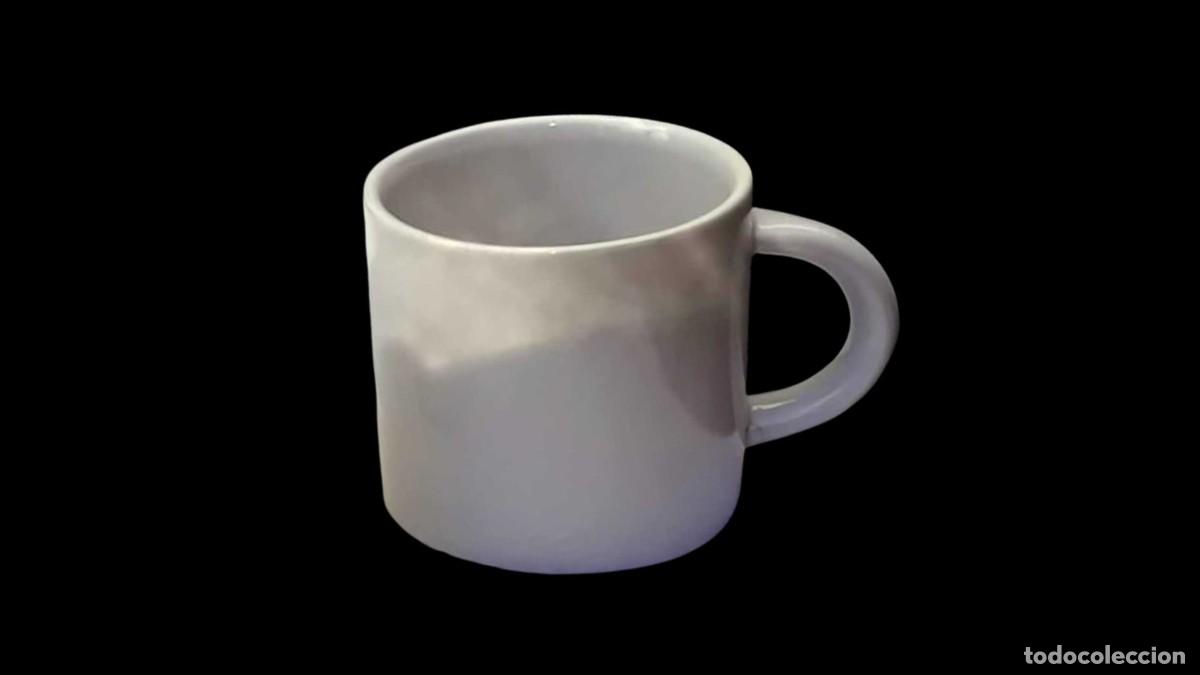 Seconda Mano: TAZA DE PORCELANA BLANCA LISA - FORMA CL&Aacute;SICA - ASA REDONDEADA - VINTAGE A&Ntilde;OS 70/80