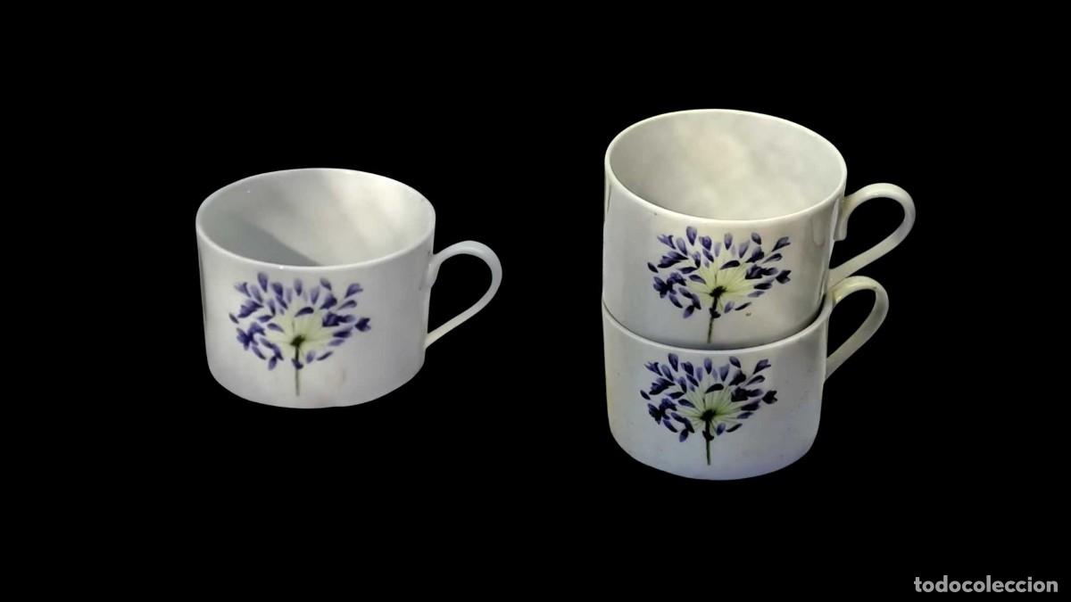Seconda Mano: Lote de 3 Tazas de Porcelana Blanca &ndash; Agapanto Azul Violeta Pintado a Mano, A&ntilde;os 70/80