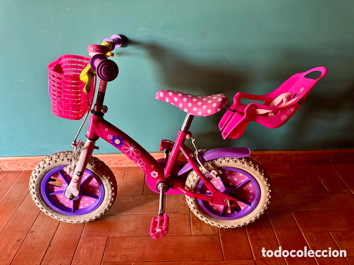 Segunda Mano: BICICLETA MINNIE MOUSE