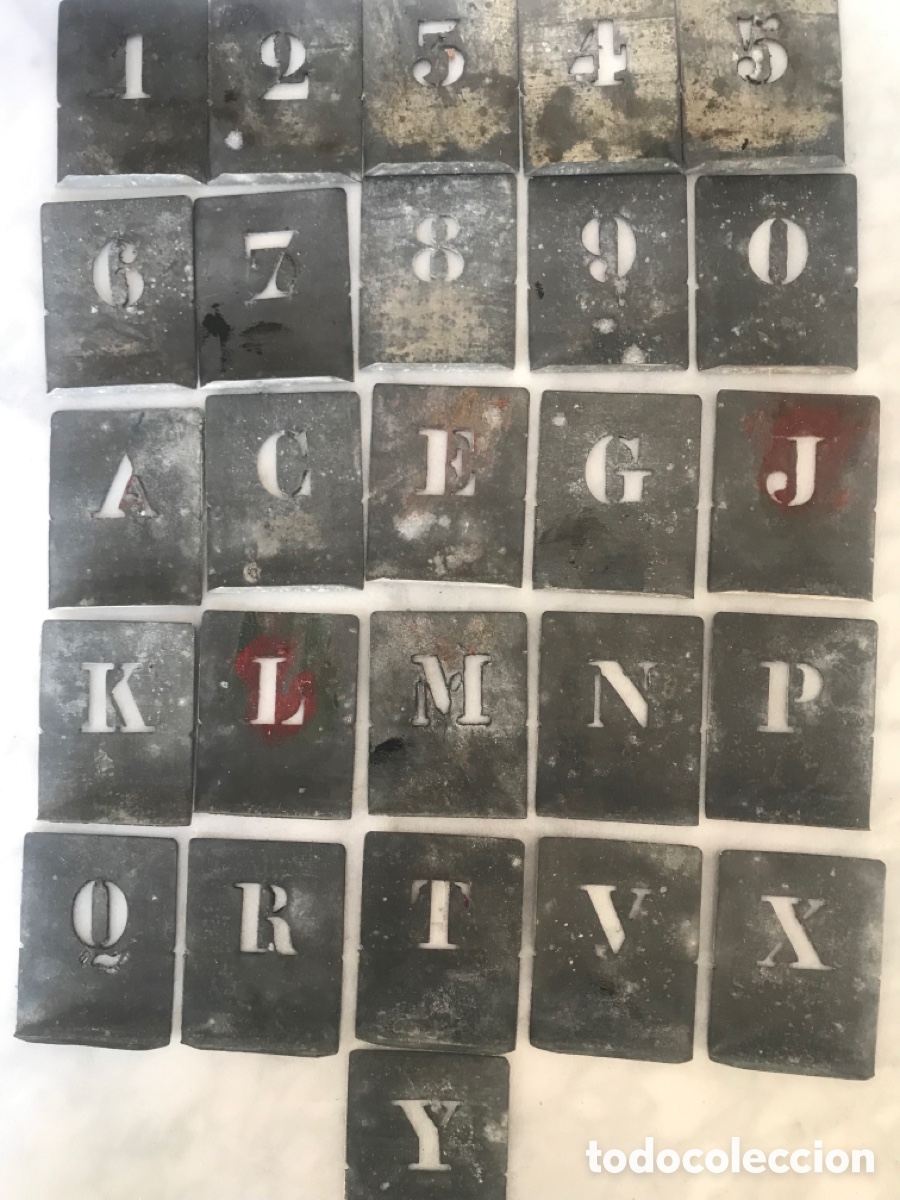 Segunda Mano: Plantillas de n&uacute;meros y letras para pintar