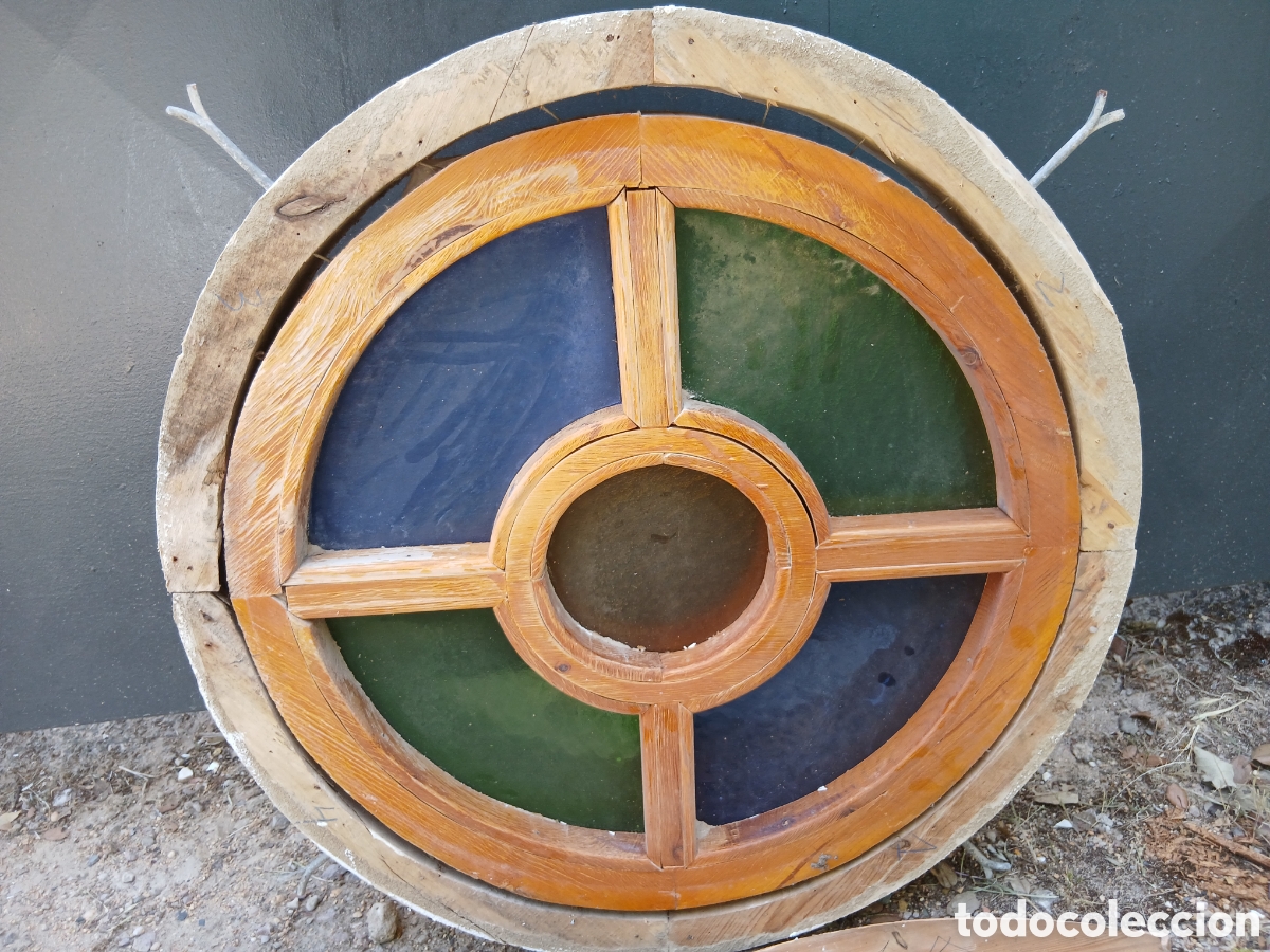 Segunda mano: Vidriera ventana de madera y cristal colores - Foto 1