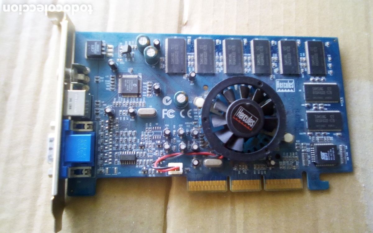 Segunda Mano: Tarjeta gr&aacute;fica H&eacute;rcules 3D Prophet 400. 64MB TV. Conexi&oacute;n AGP. Le falta dos aspas al ventilador.