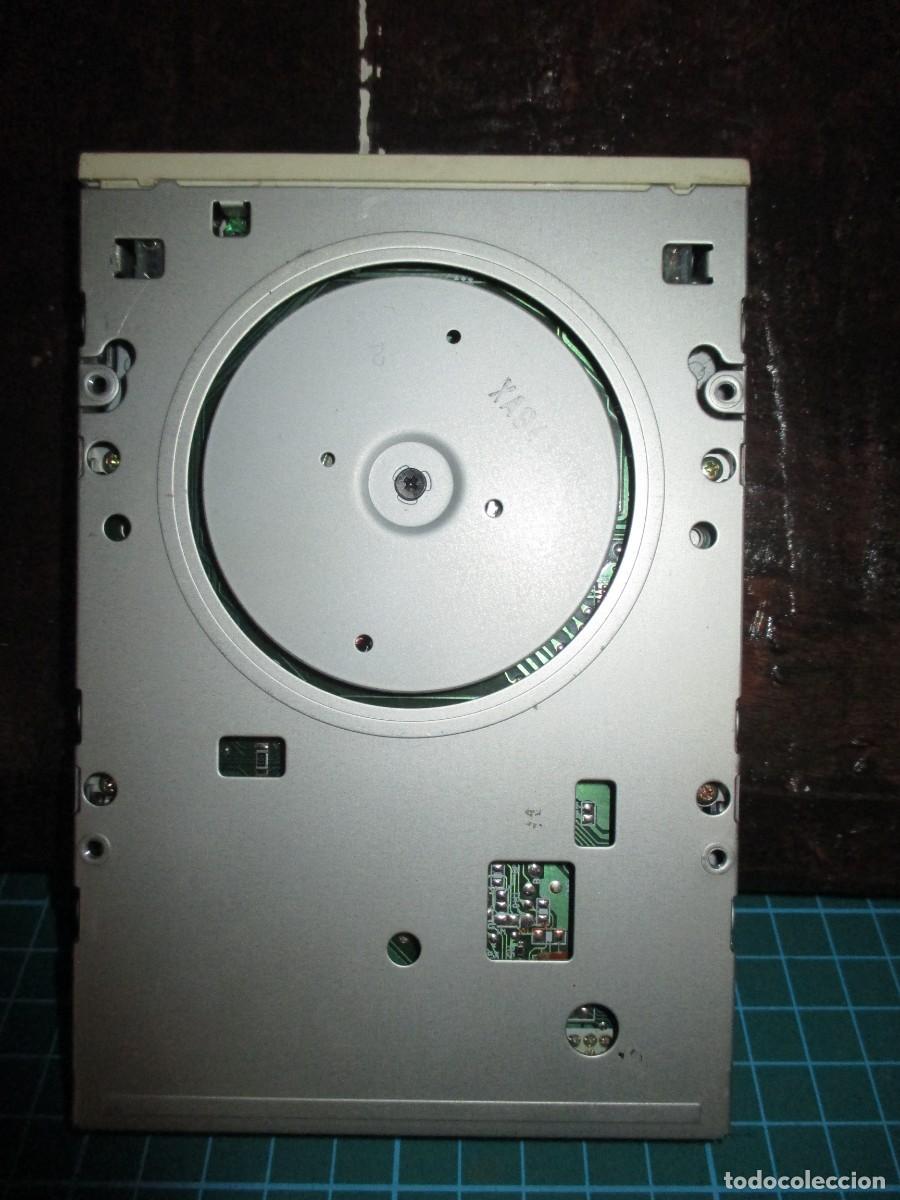 Segunda mano: 540- Disquetera 3.5&rdquo; Interna 1.44Mb (Samsung SFD-321B) - Impecable Estado - Foto 3