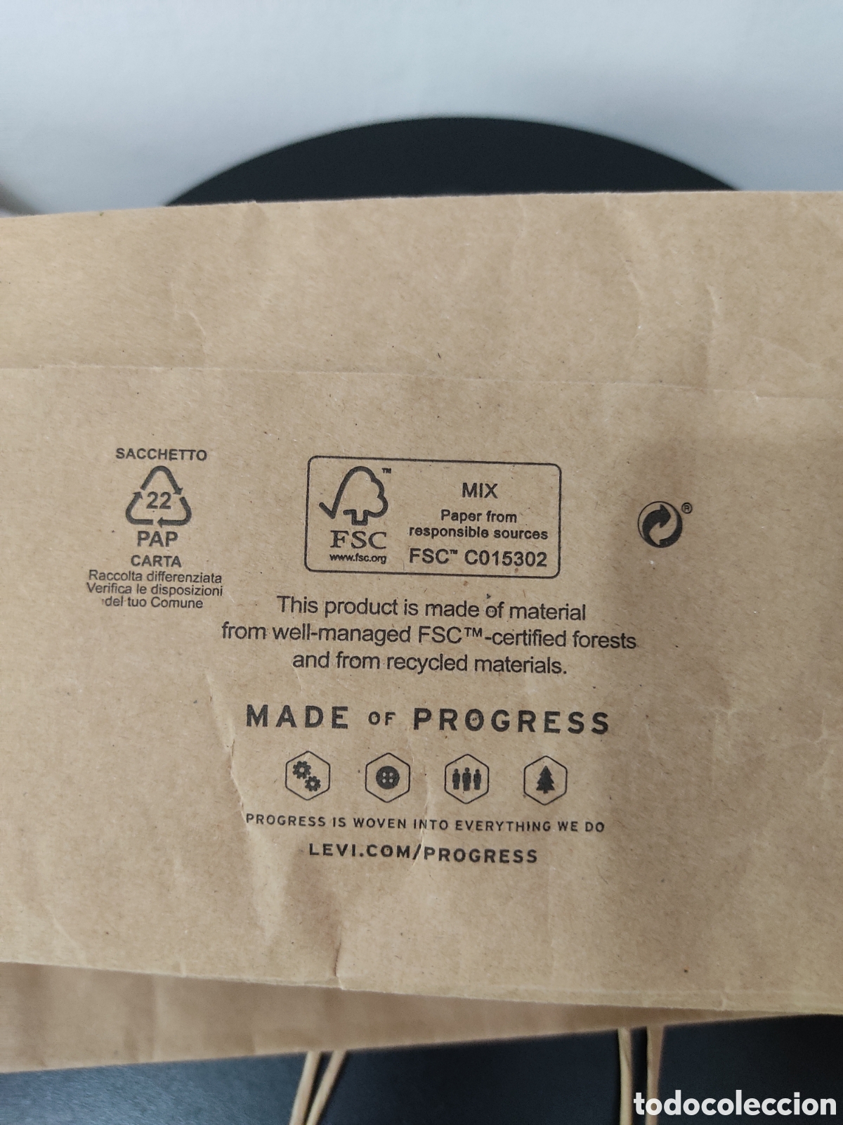 Segunda mano: Bolsa de Papel marca Levis en buen estado - Foto 13