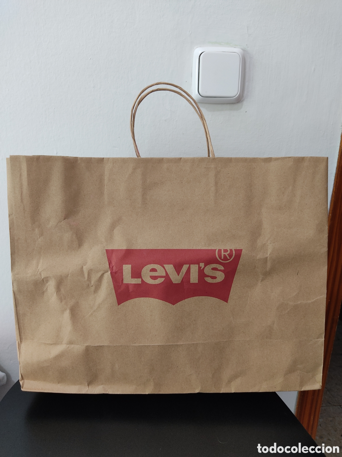 Segunda mano: Bolsa de Papel marca Levis en buen estado - Foto 14