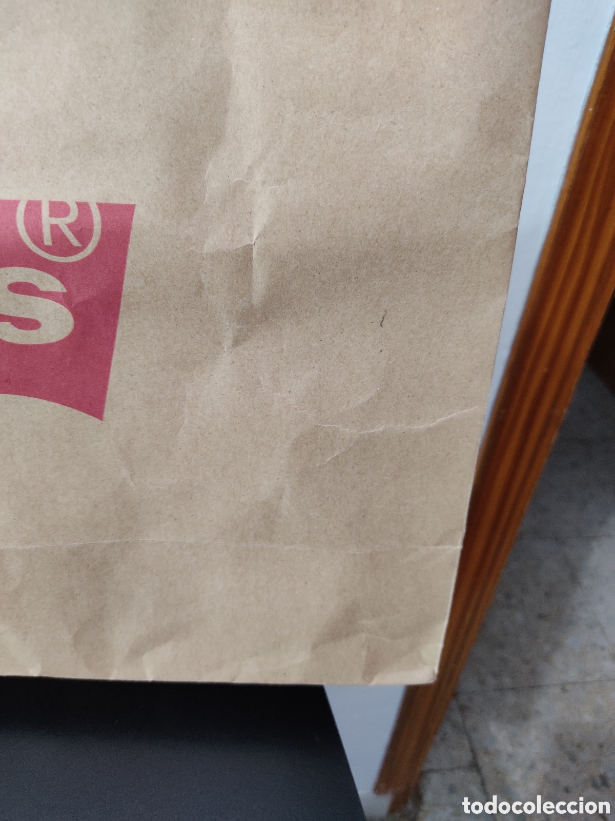 Segunda mano: Bolsa de Papel marca Levis en buen estado - Foto 20