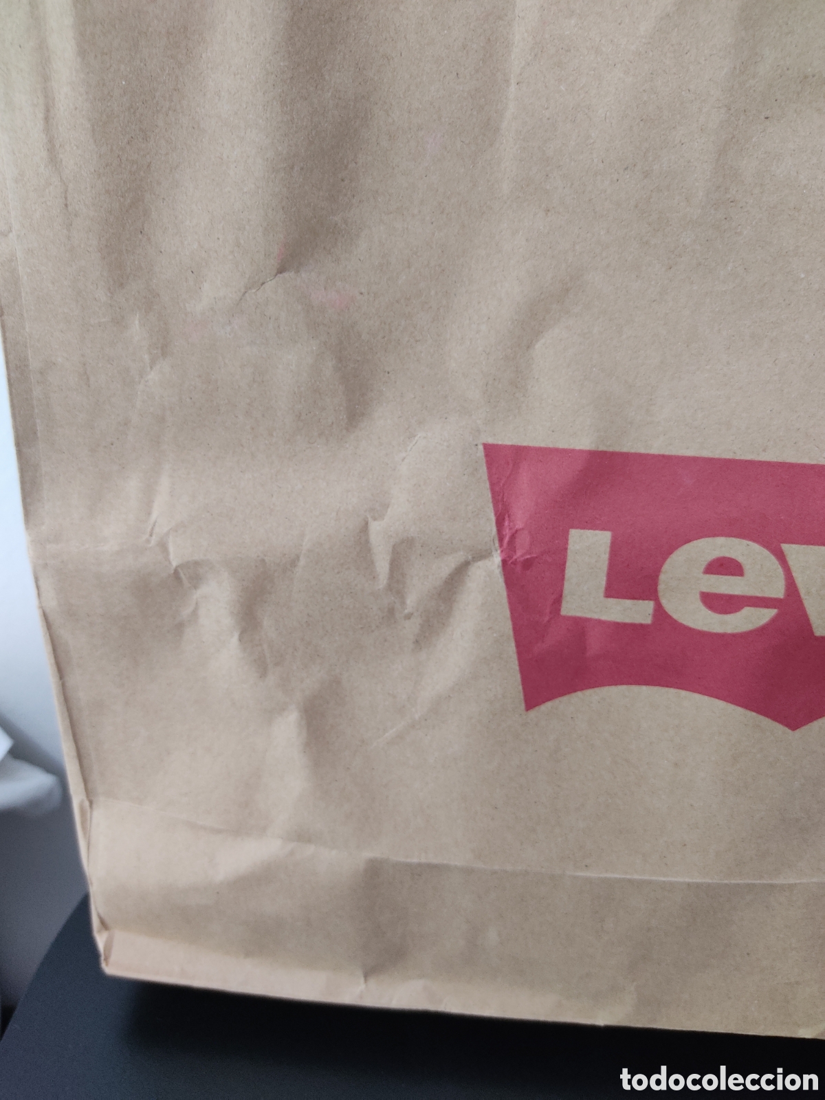 Segunda mano: Bolsa de Papel marca Levis en buen estado - Foto 21