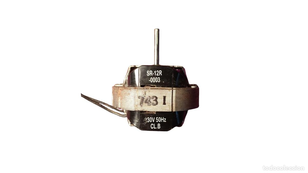 Seconda Mano: Motor Peque&ntilde;o 220V, 30W, SR-12R - COMPONENTE VINTAGE PARA REPARACI&Oacute;N O PROYECTO