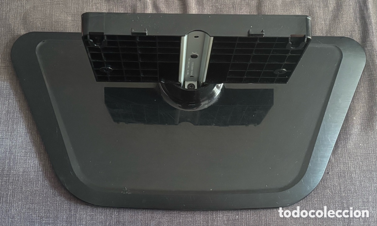 Segunda Mano: Soporte Base Peana TV LG 42LN5400 37LN5400 MAM628850 MJH629137 Con Tornillos