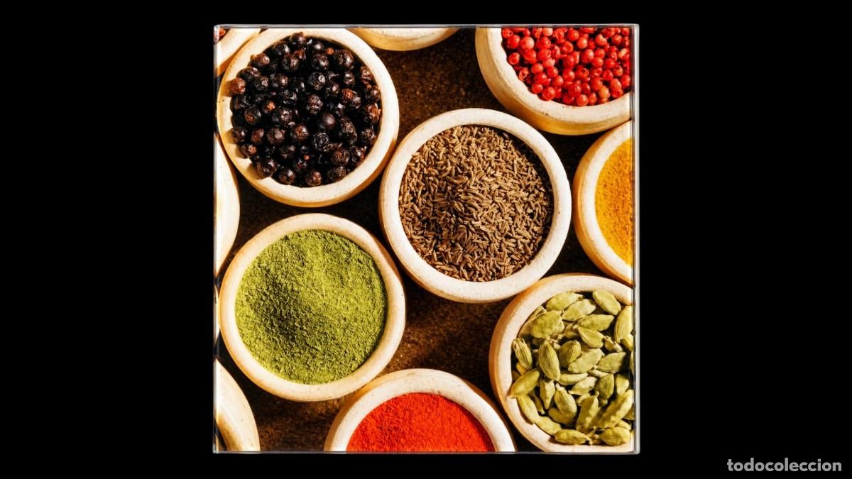 Segunda M&atilde;o: CUADRO VIDRIFICADO ESPECIAS &middot; SEIS CUENCOS &middot; PIMIENTA COMINO CARDAMOMO C&Uacute;RCUMA PIMENT&Oacute;N