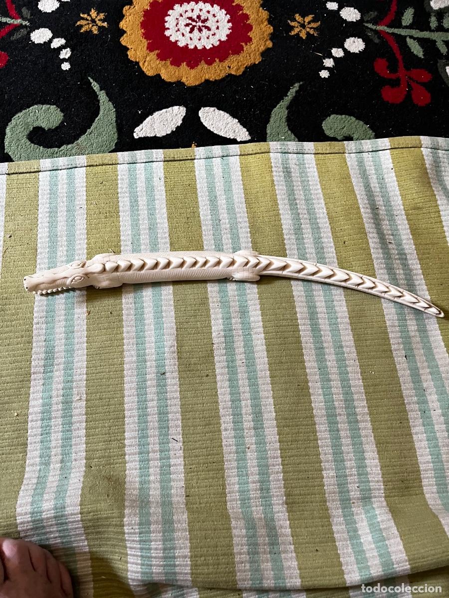 Segunda mano: Cocodrilo em marfil con 42 cm - Foto 1